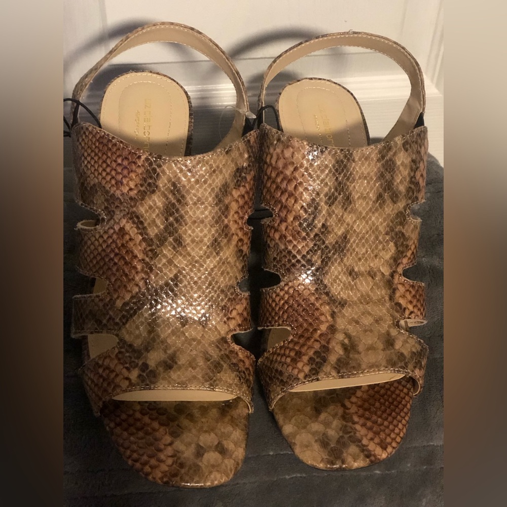 Women’s Sandals